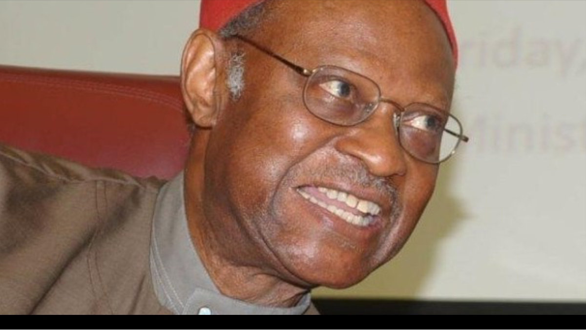 Anyaoku  and other prominent  Nigerian  Push for New Nigerian Constitution as Protests Escalate