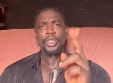 Verydarkman calls out woman who got pregnant for him