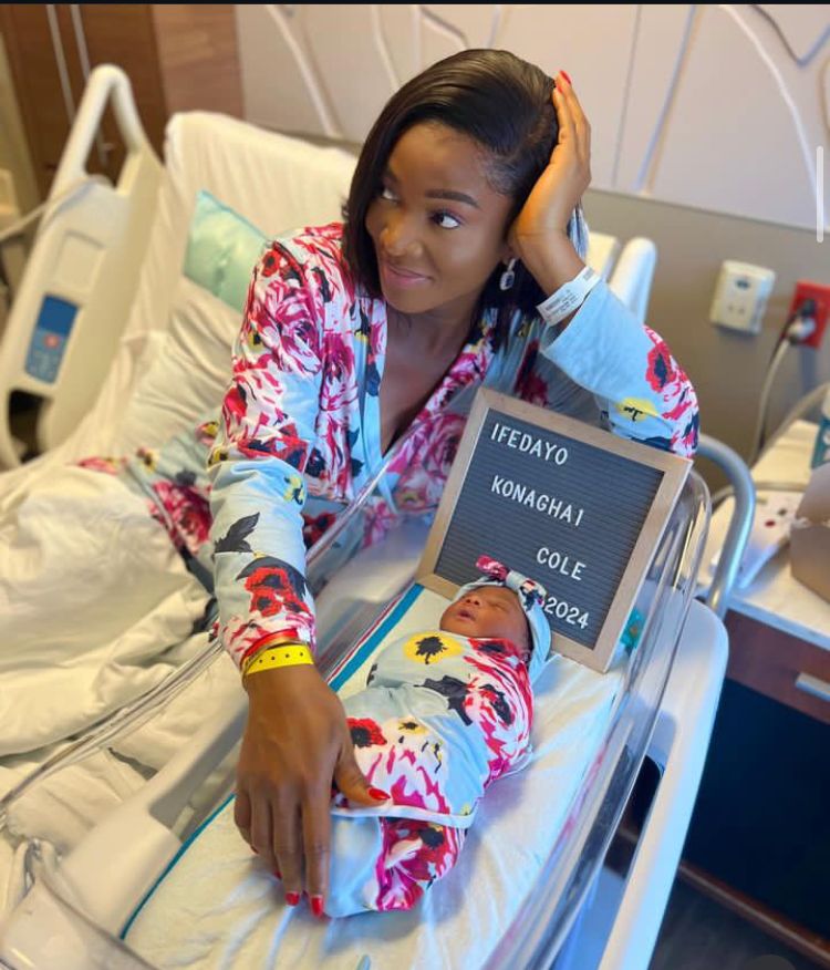 Wofai Fada and her first child Ifedayo