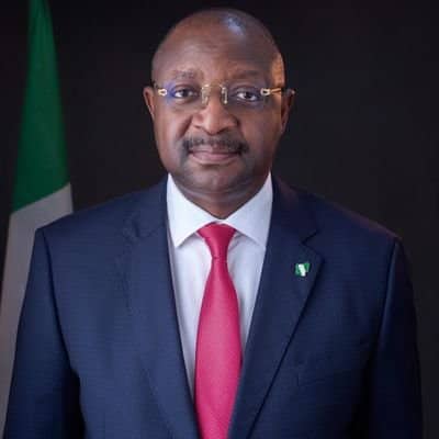 Sunday Dare speaking at a press briefing in Abuja.