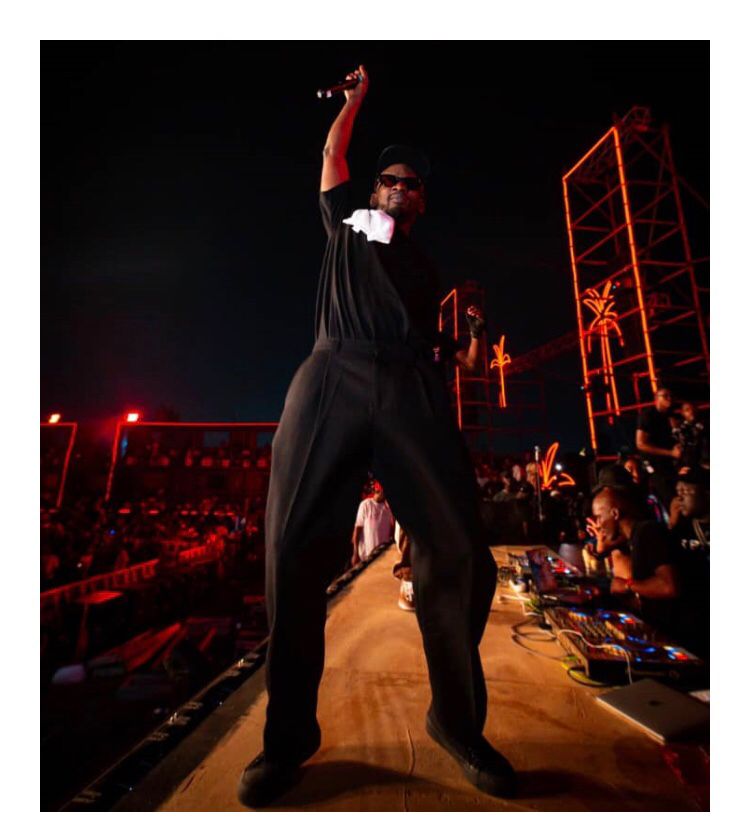 Mr Eazi Perfoming at Detty Rave in Accra Ghana