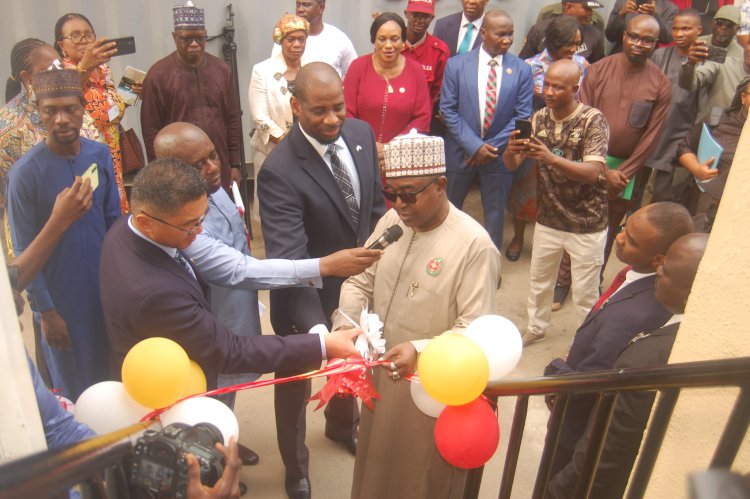 Donation at the Ndlea