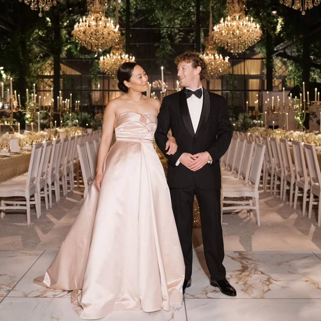 Mark Zuckerberg performs as Benson Bonne for his wife’s birthday, stuns many