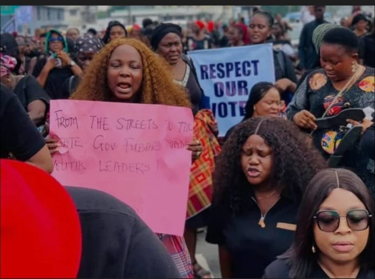 Rivers Women protesting