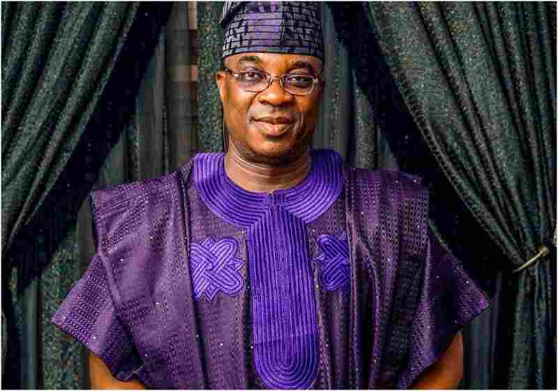 Fuji musician KWAM 1 addresses the public amid controversy over his claimed royal lineage.