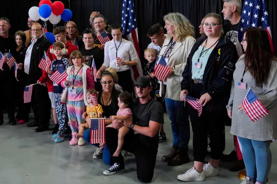 Trump faces backlash for welcoming white South African refugees