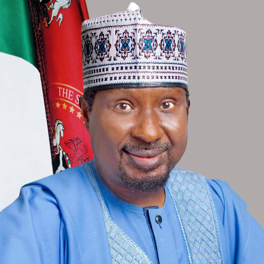 Senator Barau Jibrin meeting with serving and former Kano lawmakers during their endorsement visit.