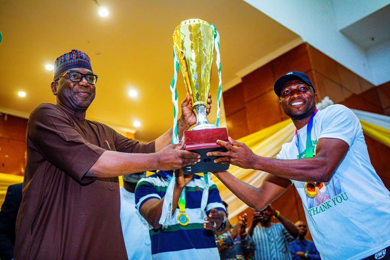 Abdulrahman Abdulrazaq with President's Federation Cup