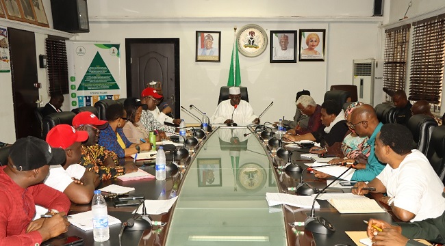 A meeting between the Labour Minister and the nurses and midwives representatives