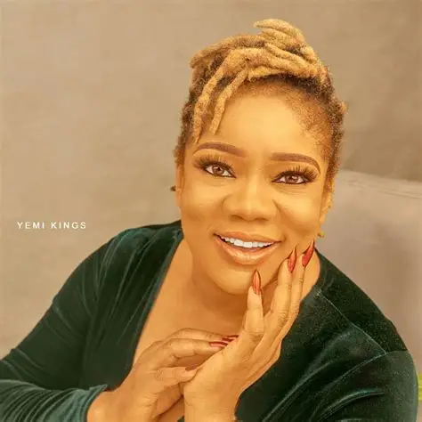 Opeyemi Aiyeola criticises colleagues supporting APC