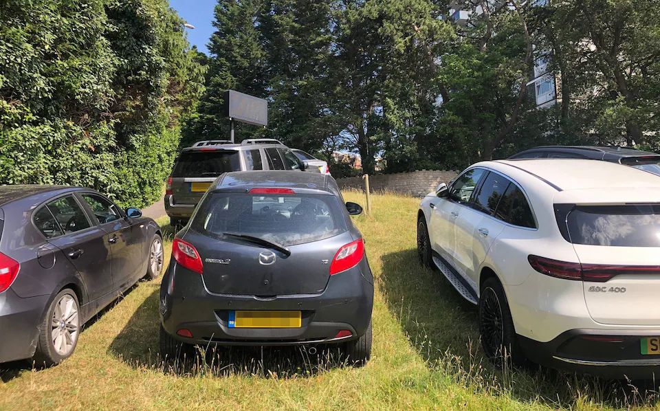 Lib Dem council faces backlash from drivers over double parking fines