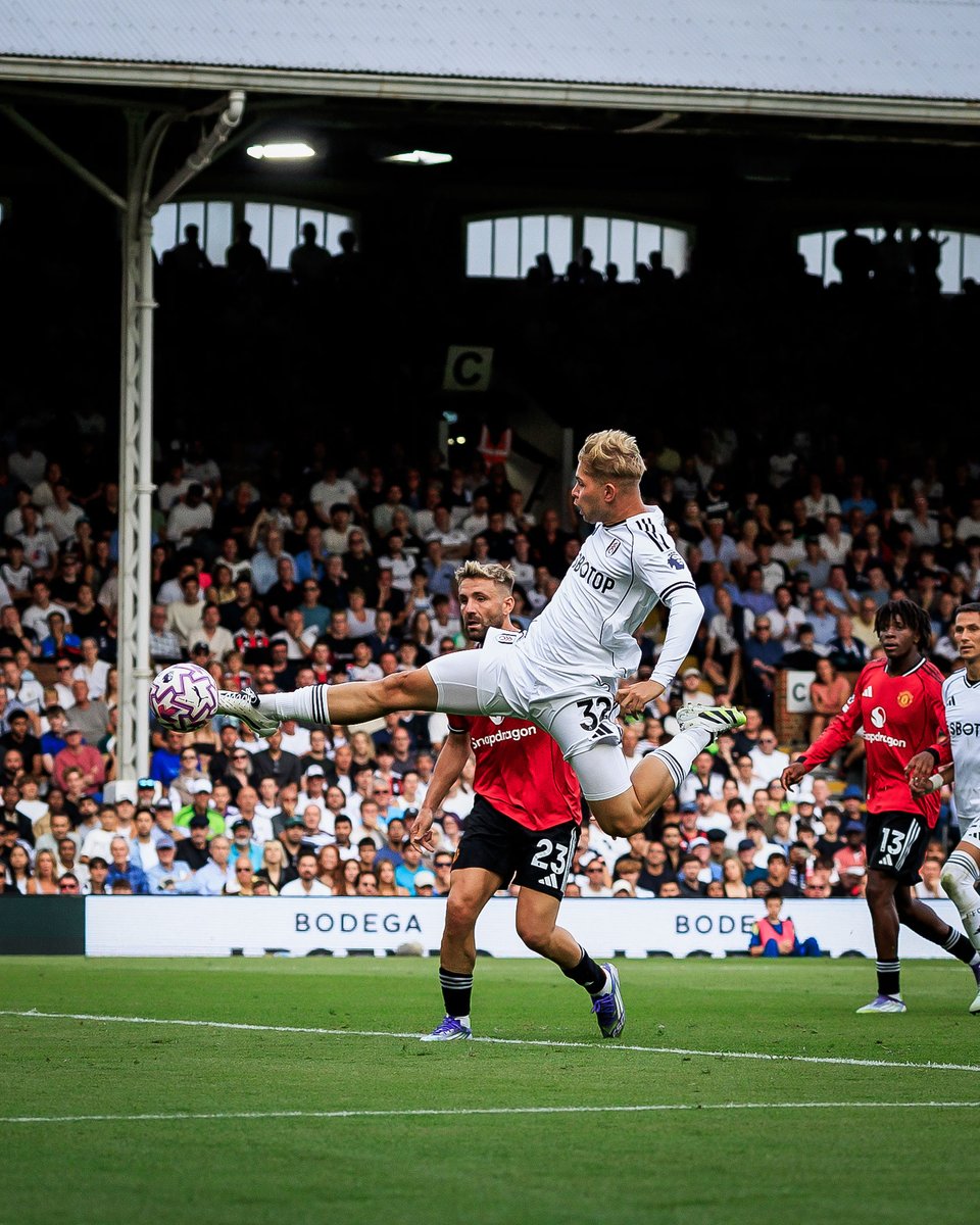 Emile Smith Rowe scored a late equaliser against Manchester United