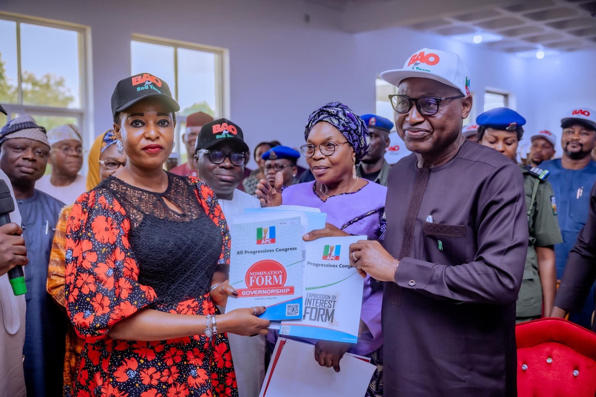 Ekiti State University (EKSU) Alumni Association presenting the forms to Governor Biodun Oyebanji