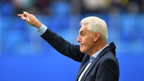 Broos warns Bafana of Nigeria’s threat in WCQ