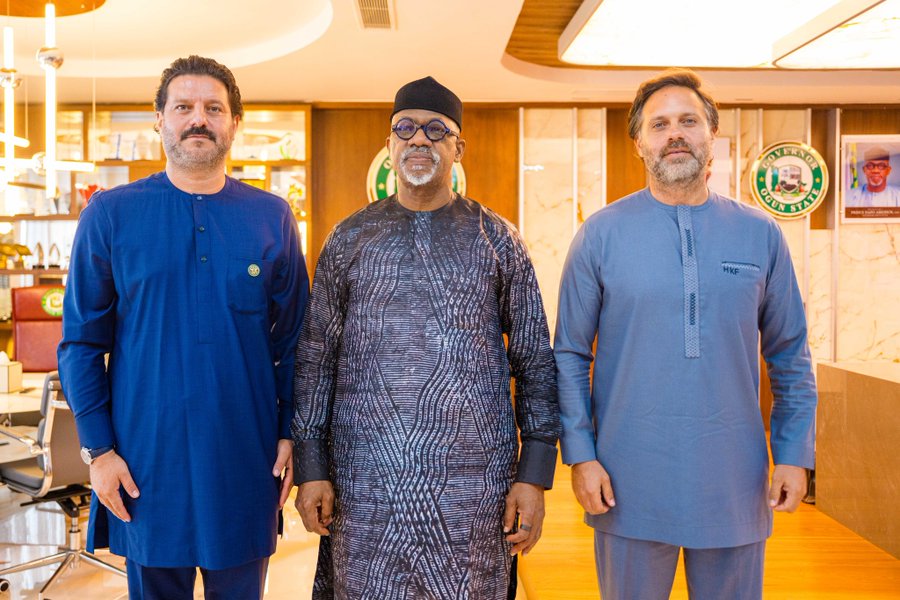 Dapo Abiodun with MAG Group representatives