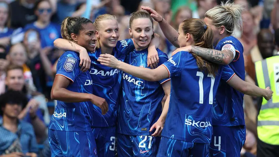 WSL introduces minimum salaries for players