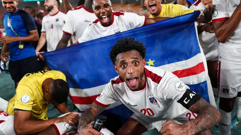 Cape Verde beat Cameroon 1-0 to go within a win of their first World Cup. Senegal stun DR Congo, Nigeria draw South Africa, Ivory Coast, Egypt held.