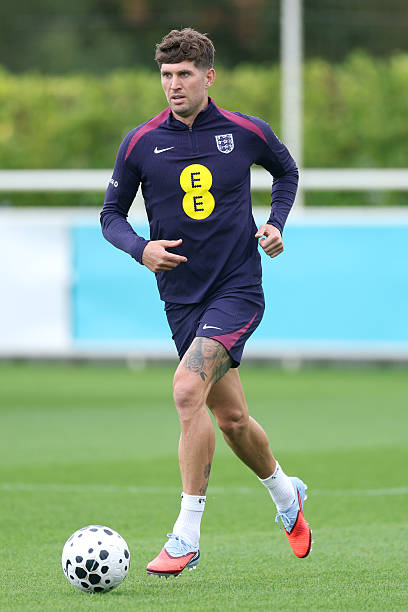 Injury rules Stones out of England WC qualifiers