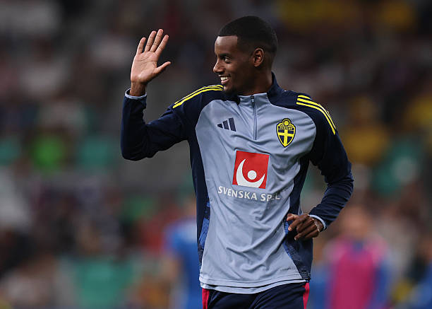 Eddie Howe says Alexander Isak’s ‘strike’ to force £125m Liverpool move changed their relationship, as Newcastle turn to Woltemade to fill the gap.