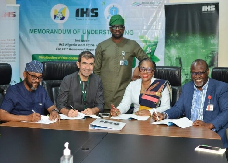 Nigeria’s drive to tackle climate change and improve public health has gained momentum with a new partnership between IHS Nigeria and the Health Services and Environment