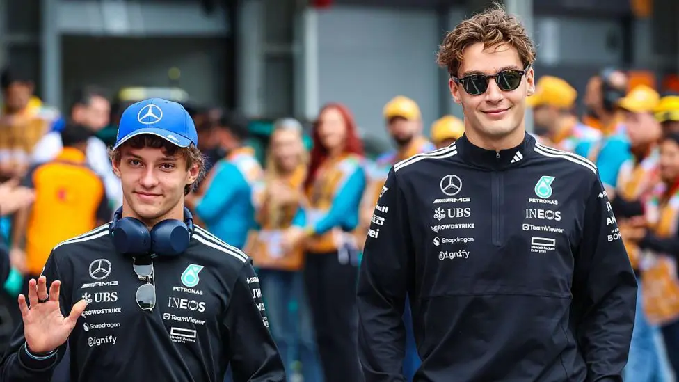 Mercedes confirm George Russell and Kimi Antonelli will remain their F1 drivers for 2026, continuing their partnership into the sport’s new regulation era.