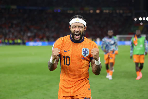 Depay scores and breaks assist record as Netherlands thrash Finland 4-0 in World Cup qualifier to stay six points clear atop Group G.