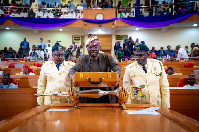 Babajide Sanwo-Olu presenting the budget to the House of Assembly