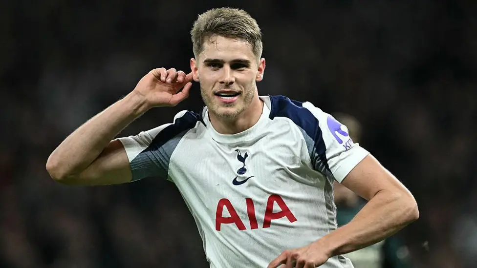 Ten-man Tottenham thrash Copenhagen 4-0 as Van de Ven scores wonder goal; Johnson, Odobert, and Palhinha also on target in dominant Champions League win.