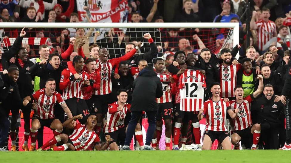 Sunderland beat Newcastle in their first Premier League derby since 2016 and celebrated by recreating a past Magpies team photo after a memorable Tyne-Wear victory.
