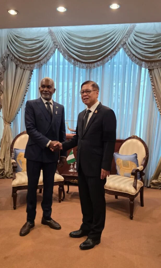 Nigerian and Thai foreign ministers meet in Bangkok to discuss strengthening political, economic and cultural cooperation between both countries.