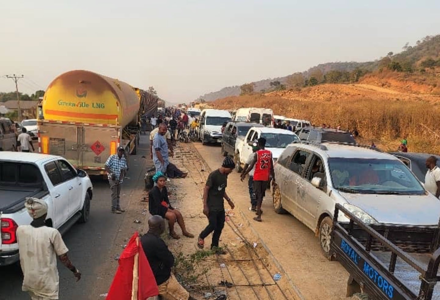 Motorists lament traffic congestion on Lokoja-Abuja road