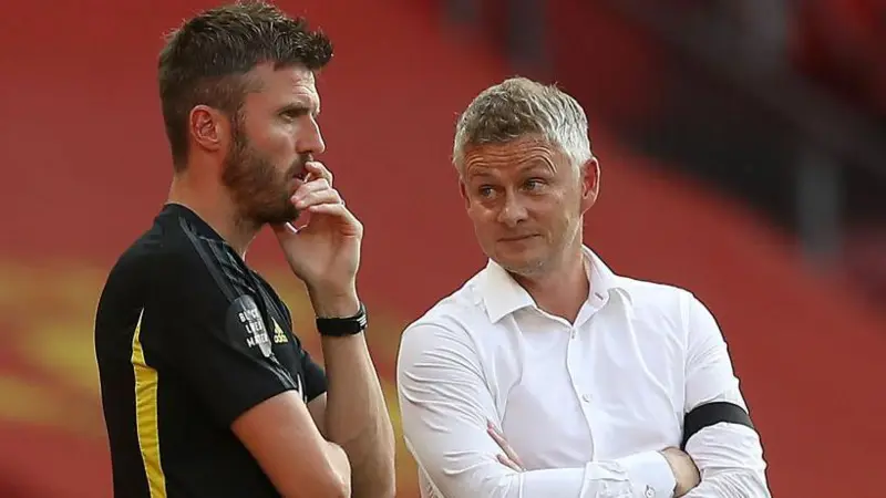 Carrick, Solskjaer lead United caretaker race