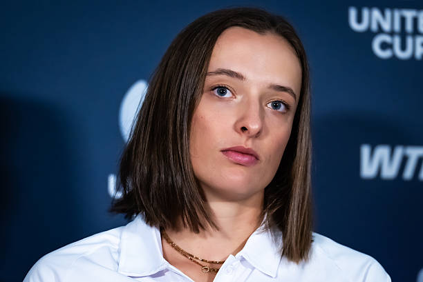 Swiatek: Women’s tennis stands strong without gimmicks