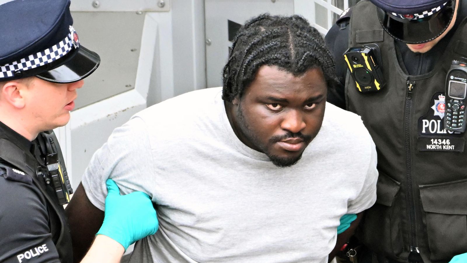 Man leads guilty to attempted murder of army officer in Kent