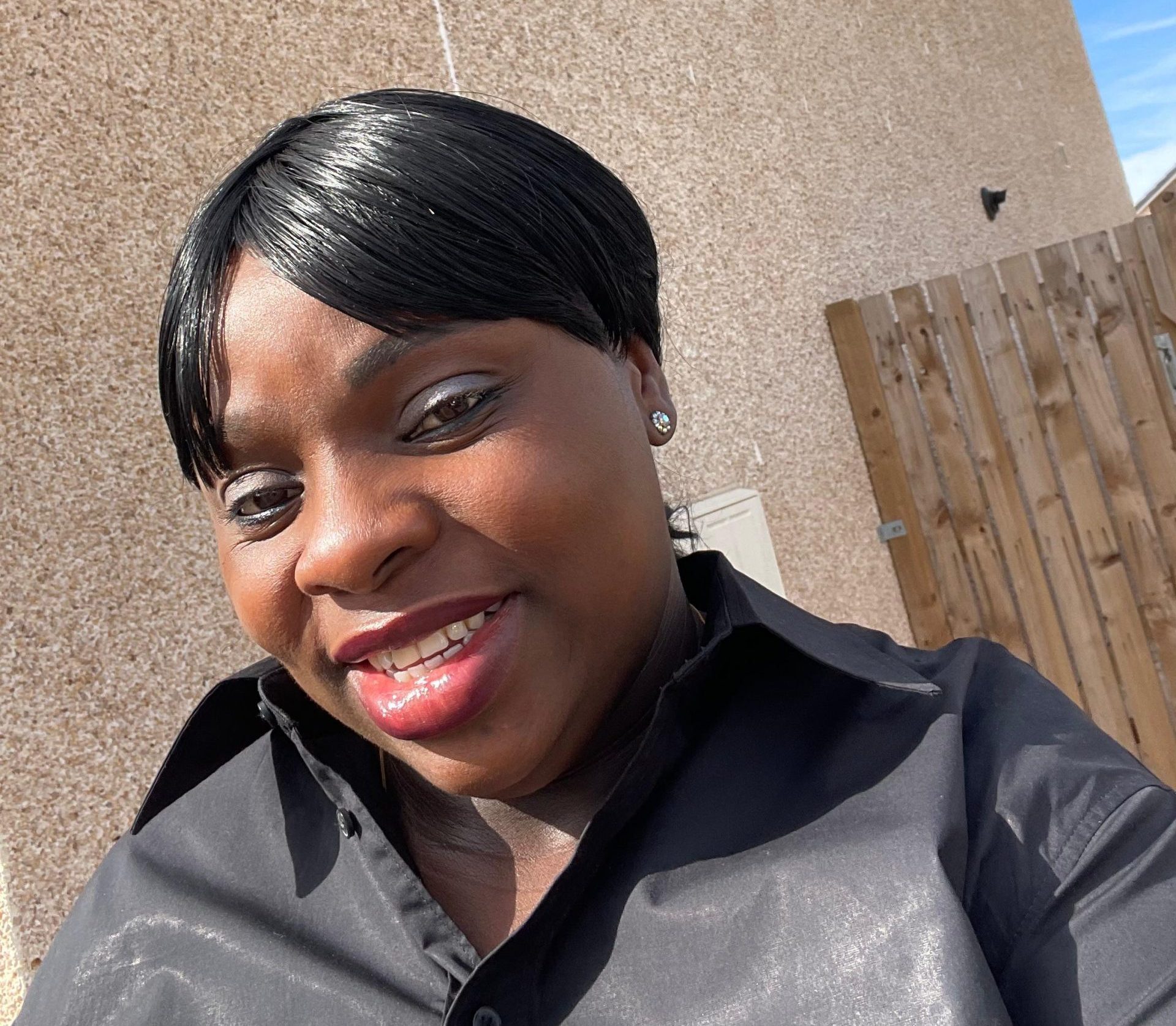 7 painful signs they like you but are not ready for you