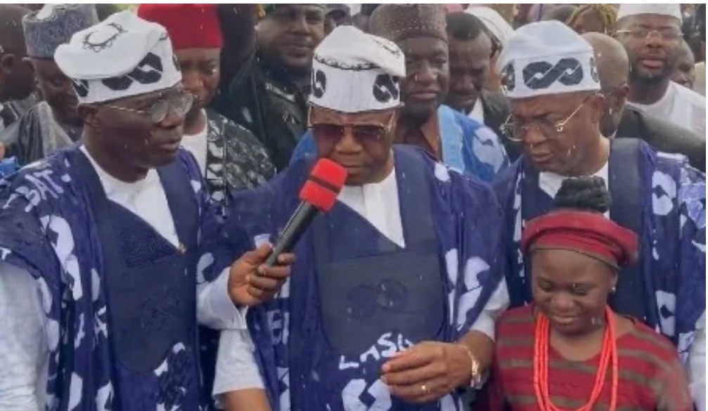 Tinubu commissions Lagos road projects, promises relief for traffic Senate President, Godswill Akpabio, on Wednesday inaugurated key infrastructure projects in Lagos on behalf of President Bola Tinubu, as the Tinubu